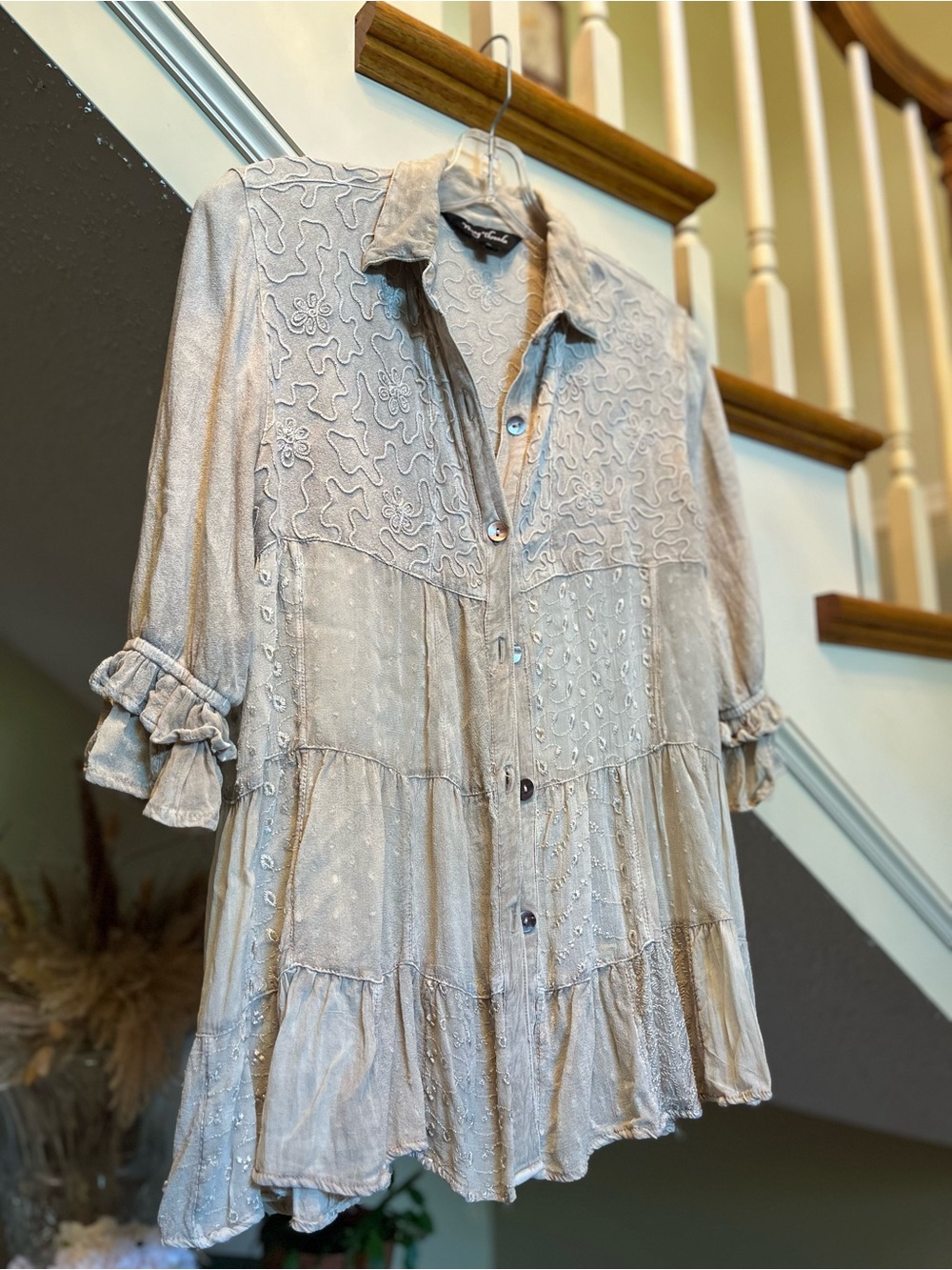 Vintage Boho Embroidered Light Beige Button-Front Women's Blouse